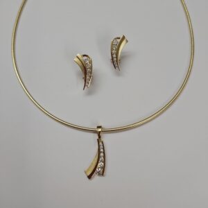 Conjunt d’or groc i diamants talla brillant