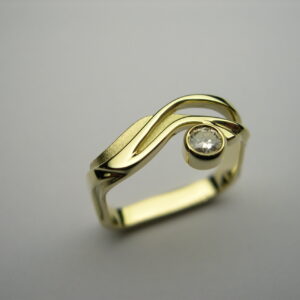 Anell d’or groc amb diamant talla brillant